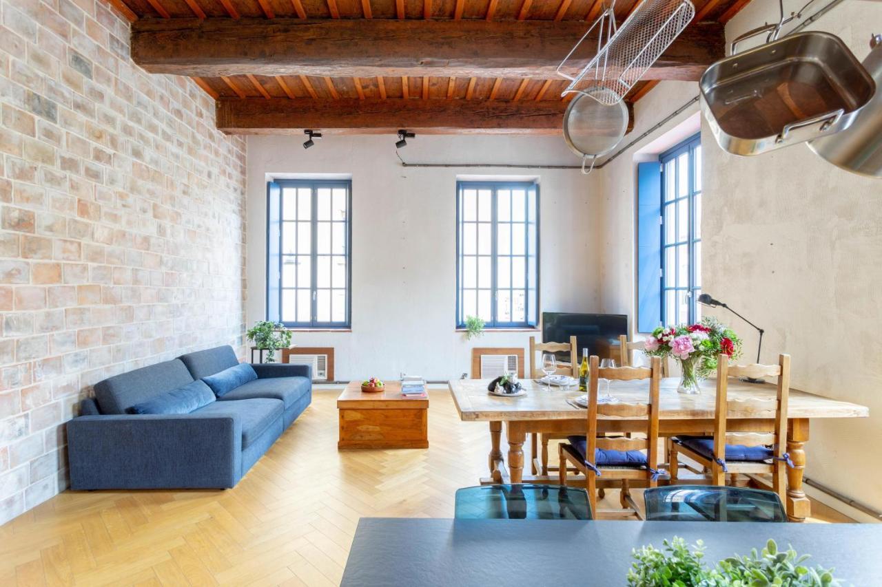 Sunny Stylish Spacious Loft In Old-Port Marseille Bagian luar foto