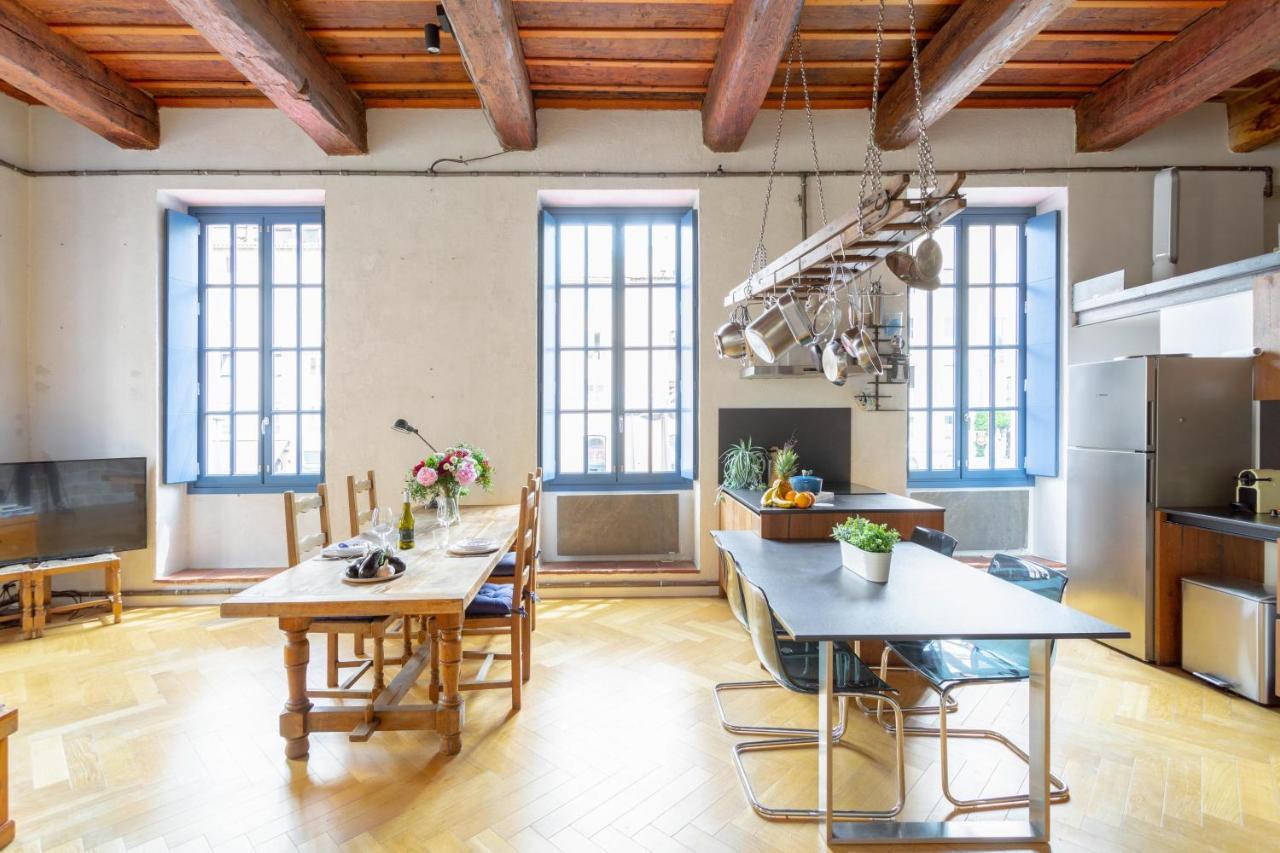 Sunny Stylish Spacious Loft In Old-Port Marseille Bagian luar foto