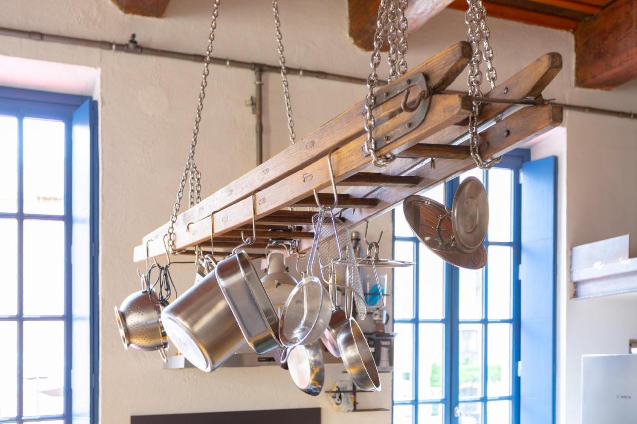 Sunny Stylish Spacious Loft In Old-Port Marseille Bagian luar foto